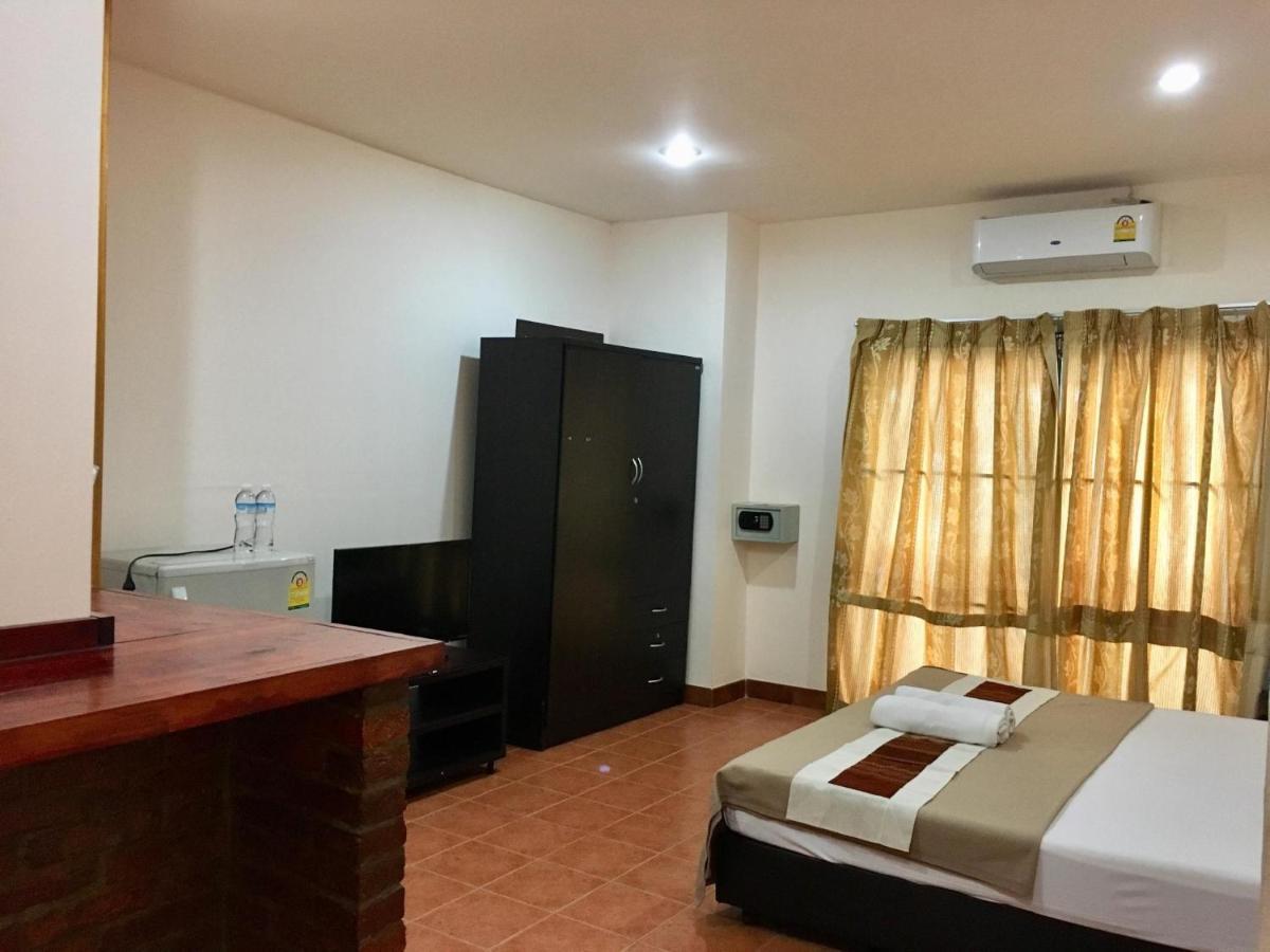 Anchana House Джомтиен Бийч Екстериор снимка